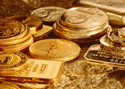  Giá vàng chạm đáy khi USD tăng vọt